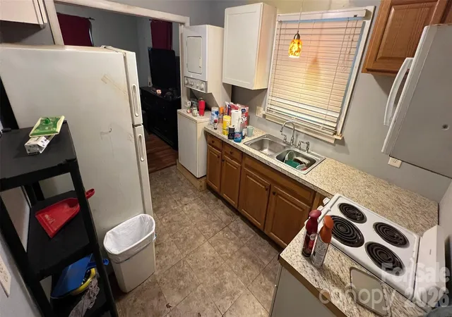 Photo 3 of Sale Pending at 205 Seigle St, Lowell, NC 28098 | MLS# 4428948 | Listing updated on 2026-10-07