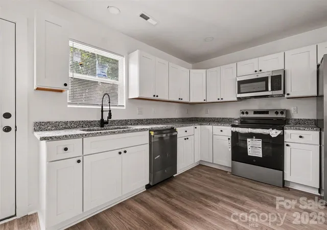 Photo 3 of Single family home for sale at 310 Magness Rd, Shelby, NC 28150 | MLS# 4428950 | Listing updated on 2026-10-22