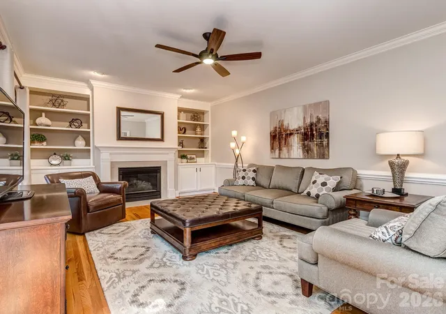 Photo 2 of Single family home for sale at 9707 St Barts Ln, Huntersville, NC 28078 | MLS# 4428955 | Listing updated on 2026-09-30
