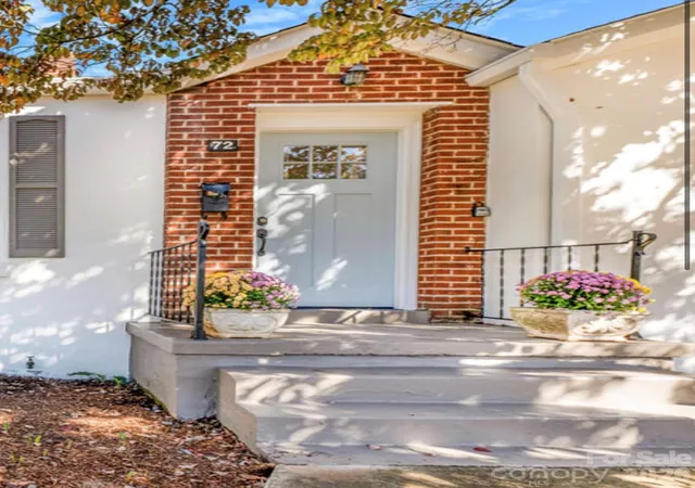 Photo 1 of Single family home for sale at 72 Fairfax Ave, Asheville, NC 28806 | MLS# 4428977 | Listing updated on 2026-10-09