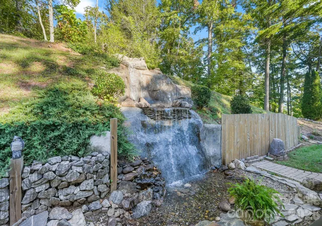 Photo 2 of Single family home for sale at 2641 Blowing Rock Blvd, Lenoir, NC 28645 | MLS# 4428984 | Listing updated on 2026-10-07