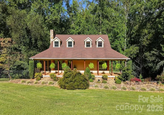 Photo 3 of Single family home for sale at 4013 Carlton Dr, Claremont, NC 28610 | MLS# 4428993 | Listing updated on 2026-10-04