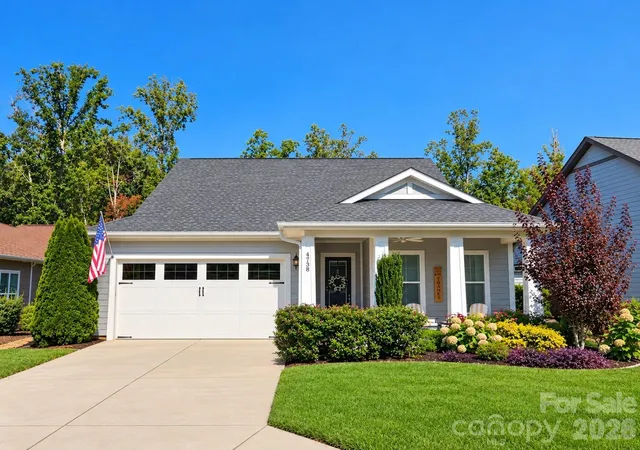 Photo 1 of Single family home for sale at 4738 Looking Glass Trl, Denver, NC 28037 | MLS# 4428994 | Listing updated on 2026-10-03