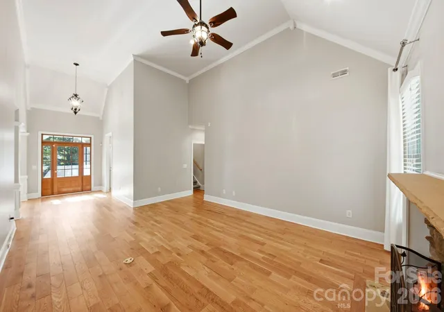 Photo 3 of Single family home for sale at 9024 Garrison Rd, Sherrills Ford, NC 28673 | MLS# 4428998 | Listing updated on 2026-10-08