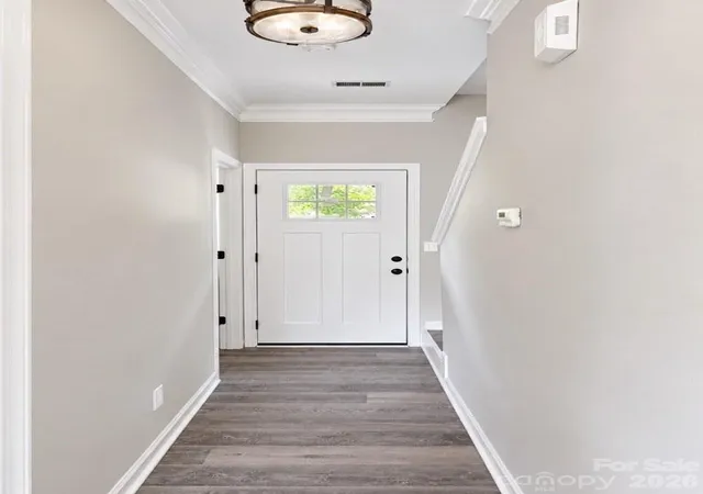 Photo 3 of Single family home for sale at 11116 Heritage Green Dr, Cornelius, NC 28031 | MLS# 4429006 | Listing updated on 2026-10-03