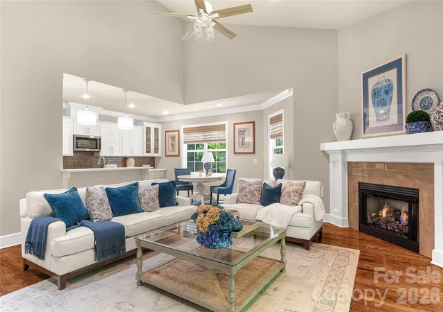 Photo 3 of Townhouse for sale at 211 Towne Pl Dr, Hendersonville, NC 28792 | MLS# 4429007 | Listing updated on 2026-10-05