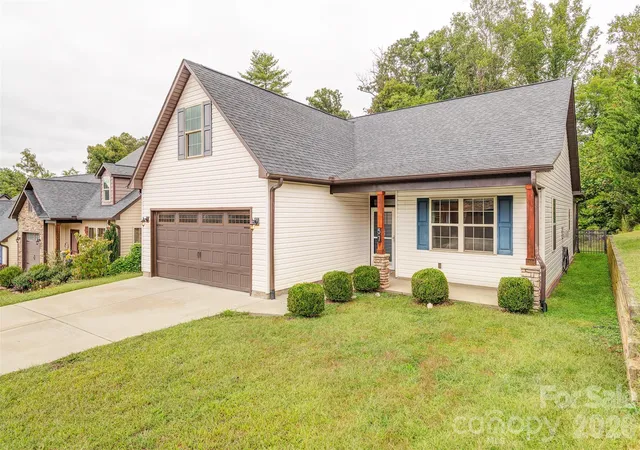 Photo 2 of Single family home for sale at 57 Brown St, Weaverville, NC 28787 | MLS# 4429009 | Listing updated on 2026-10-02