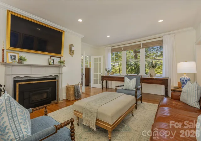 Photo 4 of Single family home for sale at 200 Kimberly Ave, Asheville, NC 28804 | MLS# 4429013 | Listing updated on 2026-10-03