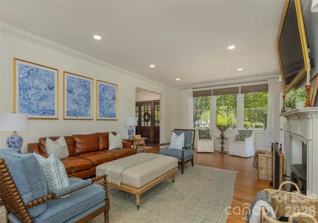 Photo 3 of Single family home for sale at 200 Kimberly Ave, Asheville, NC 28804 | MLS# 4429013 | Listing updated on 2026-10-03