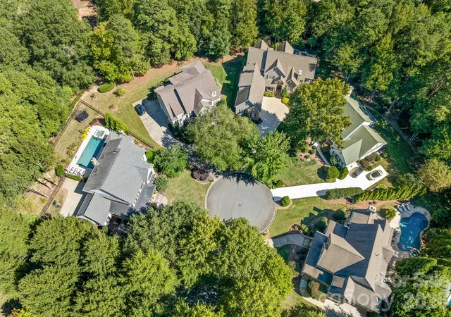 Photo 1 of Single family home for sale at 13812 Penick Pl, Davidson, NC 28036 | MLS# 4429015 | Listing updated on 2026-10-01