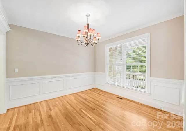 Photo 3 of Single family home for sale at 3573 Lake Shore Rd S, Denver, NC 28037 | MLS# 4429041 | Listing updated on 2026-10-02