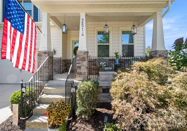 Photo 1 of Single family home for sale at 2514 Richland Balsam Dr, Fort Mill, SC 29715 | MLS# 4429043 | Listing updated on 2026-10-18