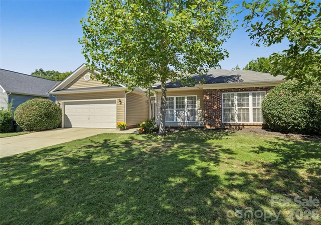 Photo 2 of Single family home for sale at 13318 Planters Row Dr, Charlotte, NC 28278 | MLS# 4429057 | Listing updated on 2026-10-07