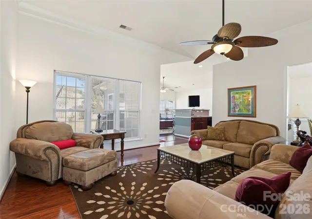Photo 4 of Single family home for sale at 13318 Planters Row Dr, Charlotte, NC 28278 | MLS# 4429057 | Listing updated on 2026-10-07
