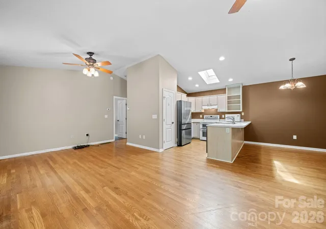 Photo 3 of Single family home for sale at 80 Hidden Blf Ln, Horse Shoe, NC 28742 | MLS# 4429058 | Listing updated on 2026-10-09