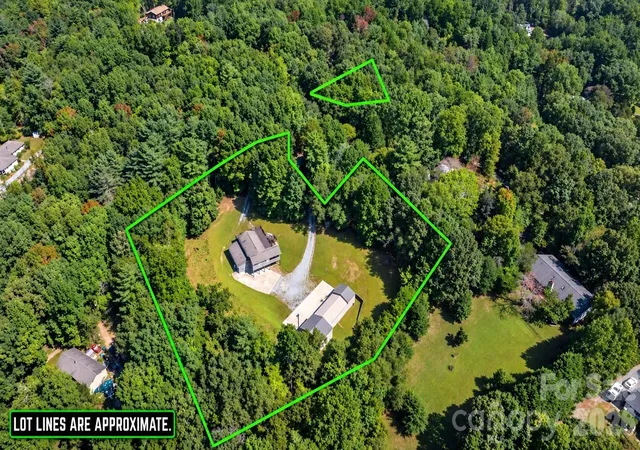 Photo 48 of Single family home for sale at 80 Hidden Blf Ln, Horse Shoe, NC 28742 | MLS# 4429058 | Listing updated on 2026-10-09
