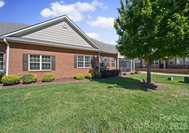 Photo 2 of Townhouse for sale at 2367 Stardust Ct, Denver, NC 28037 | MLS# 4429060 | Listing updated on 2026-10-03