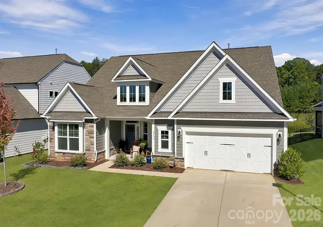 Photo 3 of Single family home for sale at 8744 Acadia Pkwy, Sherrills Ford, NC 28673 | MLS# 4429066 | Listing updated on 2026-10-08