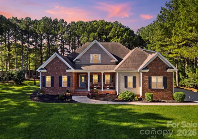 Photo 1 of Sale Pending at 107 Dupree Ln, Mooresville, NC 28115 | MLS# 4429074 | Listing updated on 2026-10-03