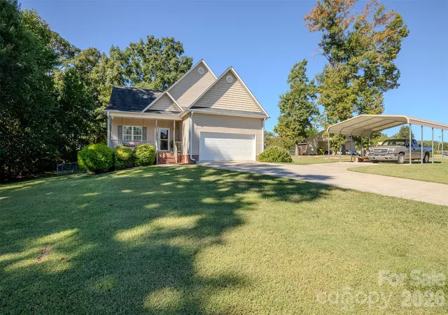 Photo 3 of Single family home for sale at 9008 Meredith Leigh Ln, Cherryville, NC 28021 | MLS# 4429079 | Listing updated on 2026-09-29