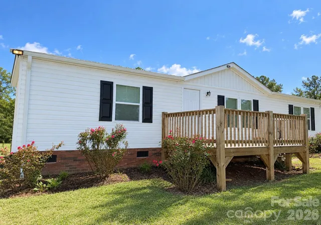 Photo 1 of Single family home for sale at 129 Titanium Dr, Statesville, NC 28625 | MLS# 4429081 | Listing updated on 2026-10-06