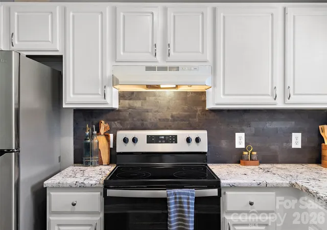 Photo 4 of Condo for sale at 3009 Heathstead Pl #J, Charlotte, NC 28210 | MLS# 4429083 | Listing updated on 2026-10-01