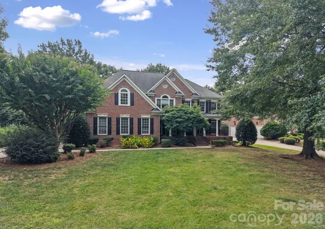 Single family home for sale at 15025 Jockeys Ridge Dr, Charlotte, NC 28277 | MLS# 4429098