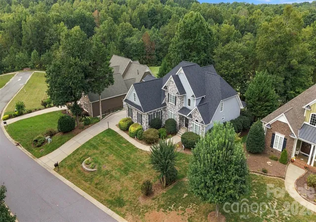 Photo 2 of Single family home for sale at 7159 Inverness Dr, Denver, NC 28037 | MLS# 4429099 | Listing updated on 2026-10-03