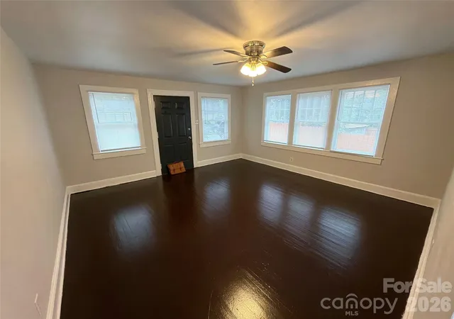 Listing Photo 4 - Condo for sale in building located at 320 Harrison St, Charlotte, NC 28208