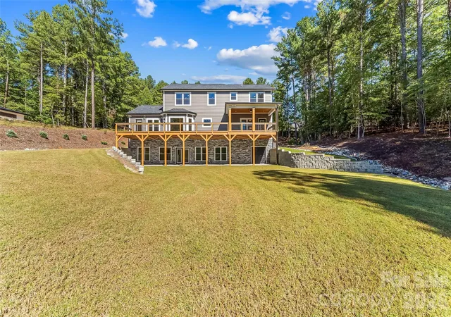 Photo 4 of Single family home for sale at 2366 W Paradise Harbor Dr, Connelly Springs, NC 28612 | MLS# 4429103 | Listing updated on 2026-09-29