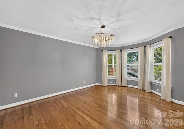 Photo 3 of Single family home for sale at 1058 13th Avenue Pl NW, Hickory, NC 28601 | MLS# 4429107 | Listing updated on 2026-10-01