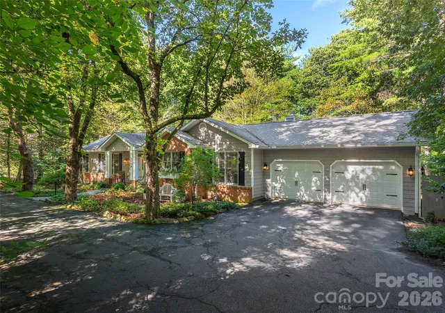 Photo 3 of Single family home for sale at 2509 Little River Rd, Hendersonville, NC 28739 | MLS# 4429108 | Listing updated on 2026-10-05
