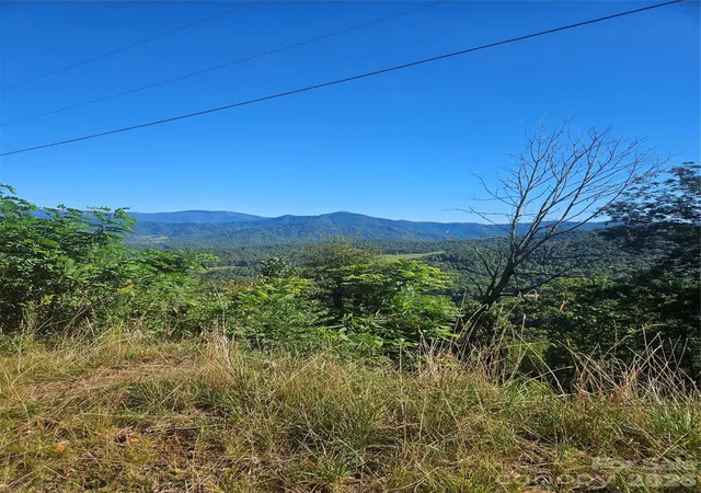 Photo 1 of Land for sale at 00 White Oak Rd, Bakersville, NC 28705 | MLS# 4429129 | Listing updated on 2026-09-28