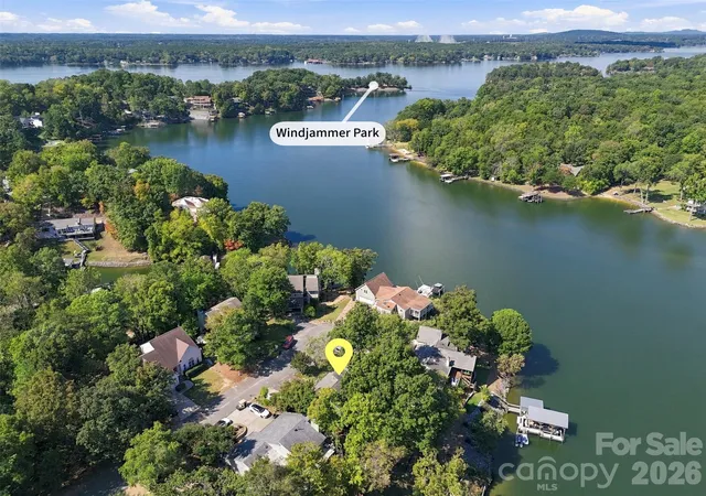 Photo 4 of Single family home for sale at 9071 Tulagi Ct, Fort Mill, SC 29708 | MLS# 4429137 | Listing updated on 2026-10-07