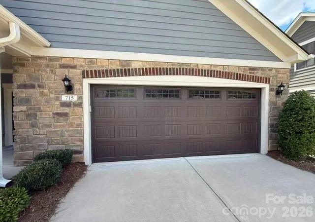 Photo 3 of Single family home for sale at 715 Poplar View Dr Nw, Concord, NC 28027 | MLS# 4429139 | Listing updated on 2026-10-07