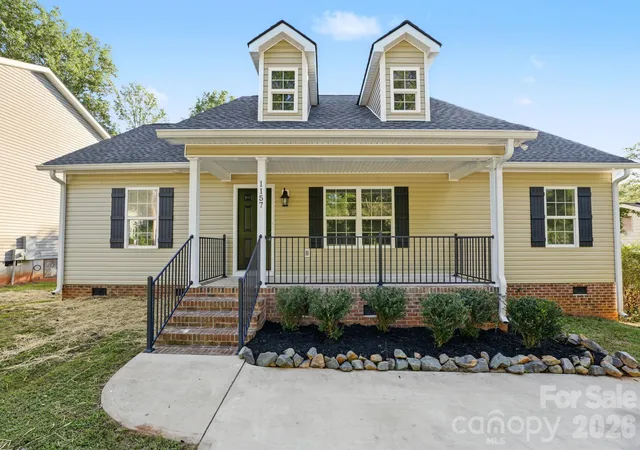 Photo 1 of Single family home for sale at 1157 Calhoun St, Rock Hill, SC 29732 | MLS# 4429145 | Listing updated on 2026-10-08