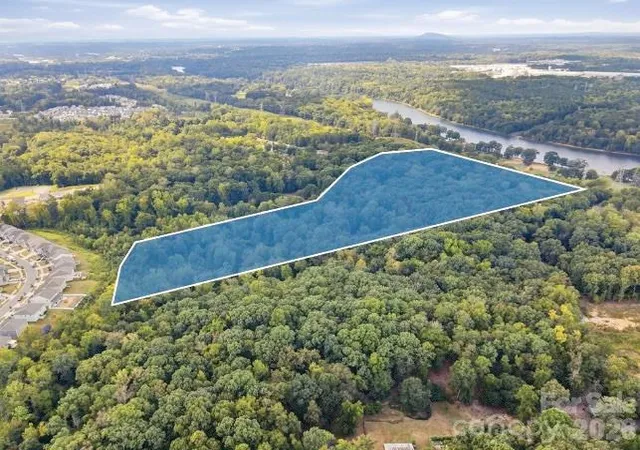 Photo 3 of Land for sale at 1626 Hart Rd, Charlotte, NC 28214 | MLS# 4429146 | Listing updated on 2026-09-29