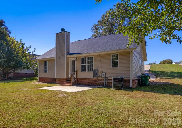 Photo 1 of Single family home for sale at 4318 Frank Vance Rd, Charlotte, NC 28216 | MLS# 4429154 | Listing updated on 2026-10-20