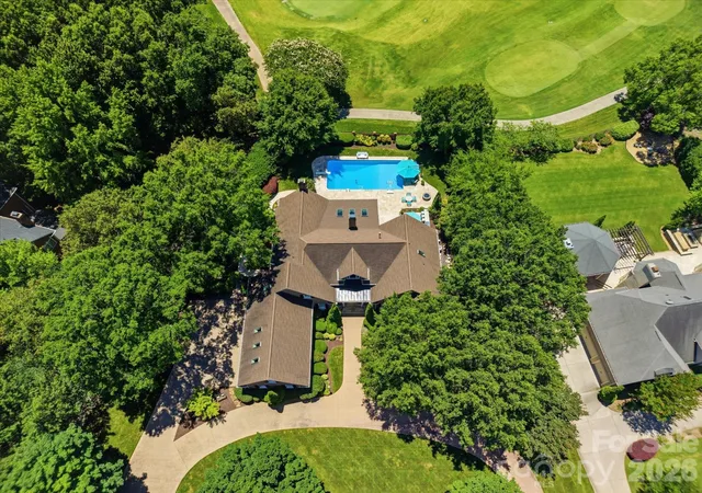Photo 1 of Mansion for sale at 5617 Providence Country Clb Dr, Charlotte, NC 28277 | MLS# 4429160 | Listing updated on 2026-10-23