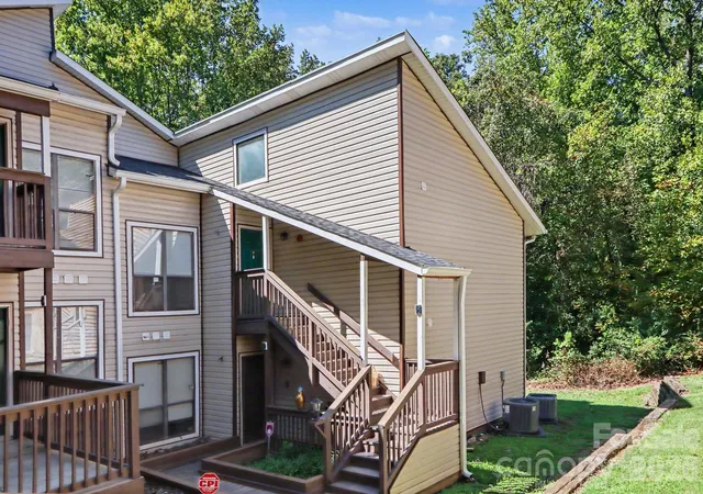 Condo for sale at 4401 Sharon Chase Dr #H, Charlotte, NC 28215 | MLS# 4429161