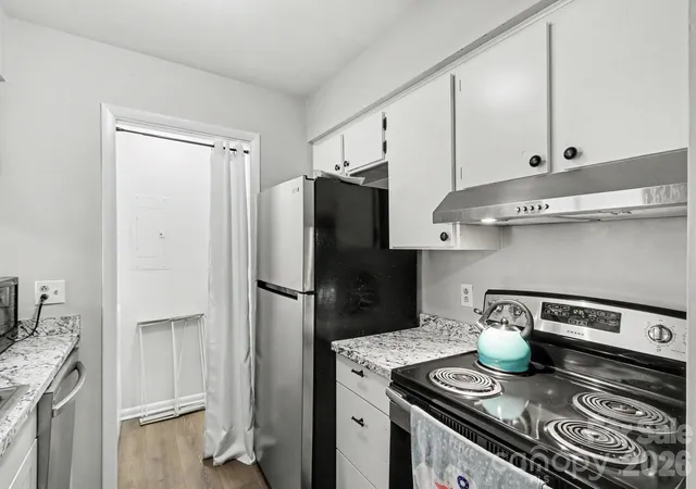 Photo 4 of Condo for sale at 4401 Sharon Chase Dr #H, Charlotte, NC 28215 | MLS# 4429161 | Listing updated on 2026-09-30