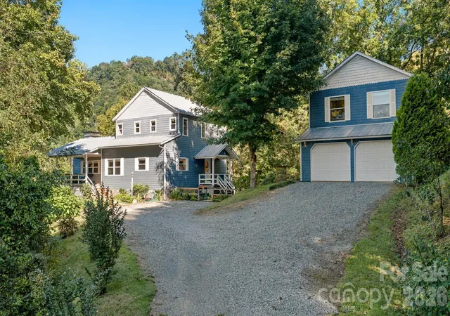 Photo 1 of Single family home for sale at 241 Standing Rock Cvs, Clyde, NC 28721 | MLS# 4429163 | Listing updated on 2026-10-03