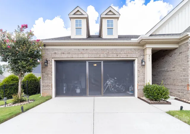 Photo 3 of Single family home for sale at 447 Fir Tree Ct, Concord, NC 28027 | MLS# 4429179 | Listing updated on 2026-09-29