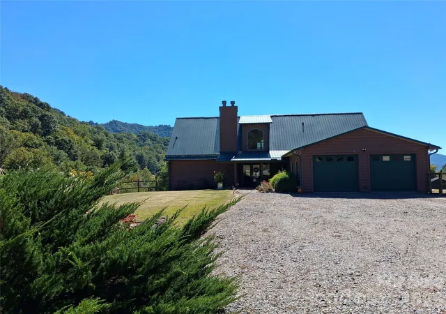 Photo 1 of Single family home for sale at 101 Trinity Dr, Clyde, NC 28721 | MLS# 4429185 | Listing updated on 2026-09-30
