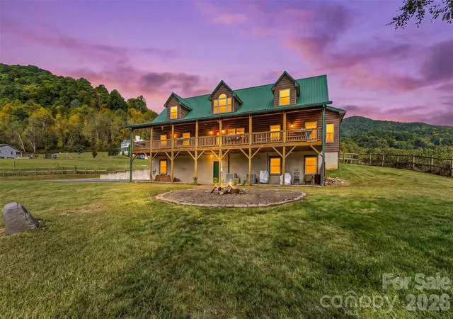Photo 1 of Single family home for sale at 101 Trinity Dr, Clyde, NC 28721 | MLS# 4429185 | Listing updated on 2026-10-27