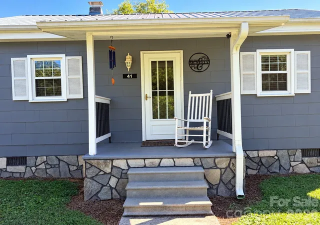 Photo 1 of Single family home for sale at 41 Whitner Dr, Marion, NC 28752 | MLS# 4429202 | Listing updated on 2026-09-30