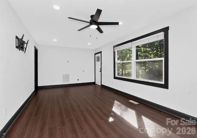 Photo 4 of Single family home for sale at 2736 Royston Rd, Charlotte, NC 28208 | MLS# 4429204 | Listing updated on 2026-09-30