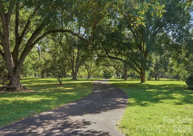 Photo 3 of Sale Pending at 600 Frontier Rd, Clover, SC 29710 | MLS# 4429222 | Listing updated on 2026-10-07