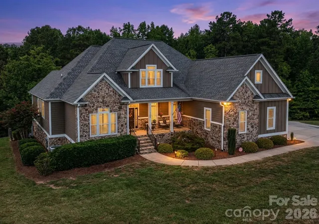 Photo 1 of Mansion for sale at 3167 James Plantation Dr, Denver, NC 28037 | MLS# 4429243 | Listing updated on 2026-10-03