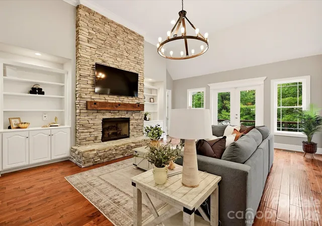 Photo 4 of Single family home for sale at 3167 James Plantation Dr, Denver, NC 28037 | MLS# 4429243 | Listing updated on 2026-10-03